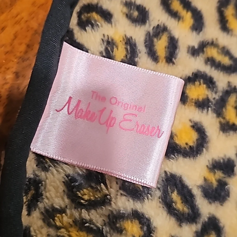 Makeup Eraser-Leopard Print